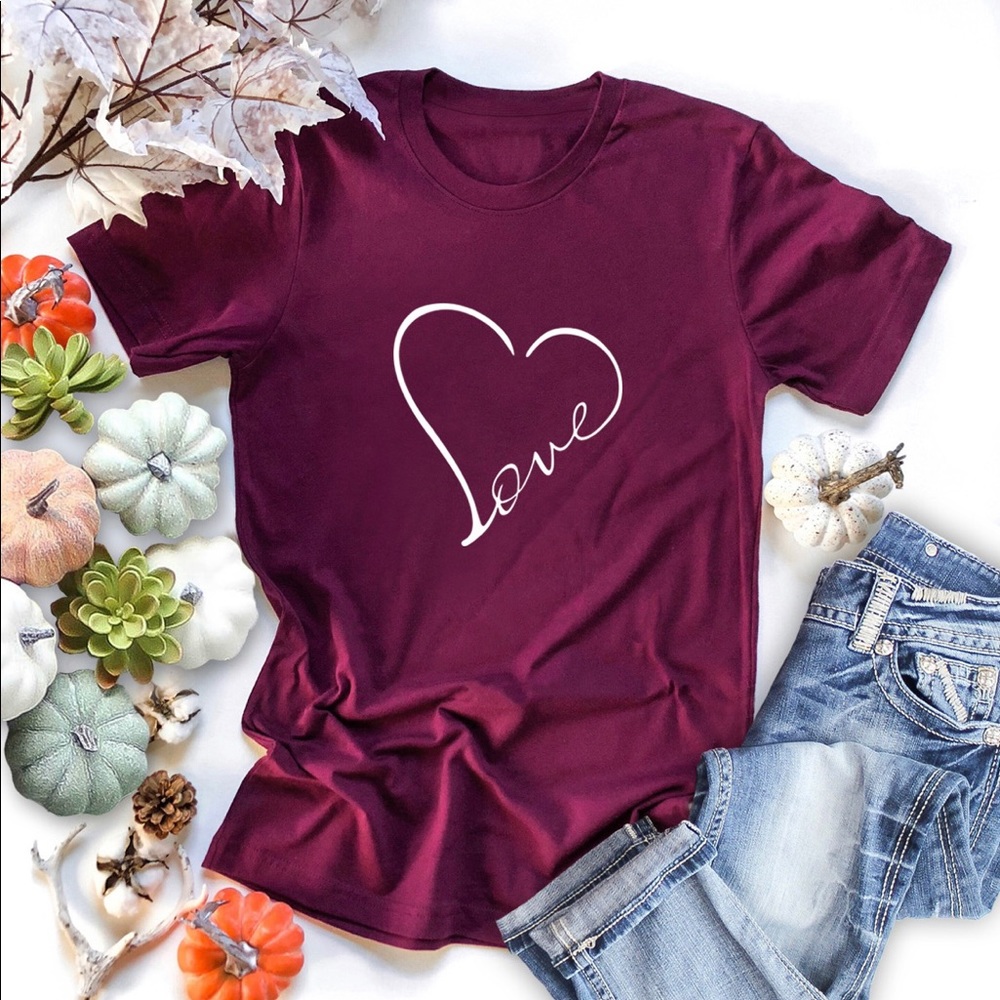🛑SOLD🛑Women's Heart-shaped Love Printed T-shirt